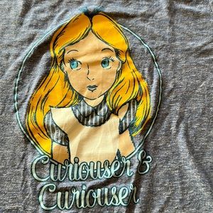 #117D Disney Alice in Wonderland Tee, size Large